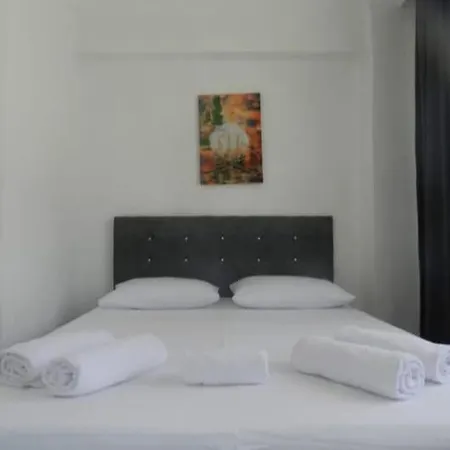 Chrysi Petra 아파트 İmroz